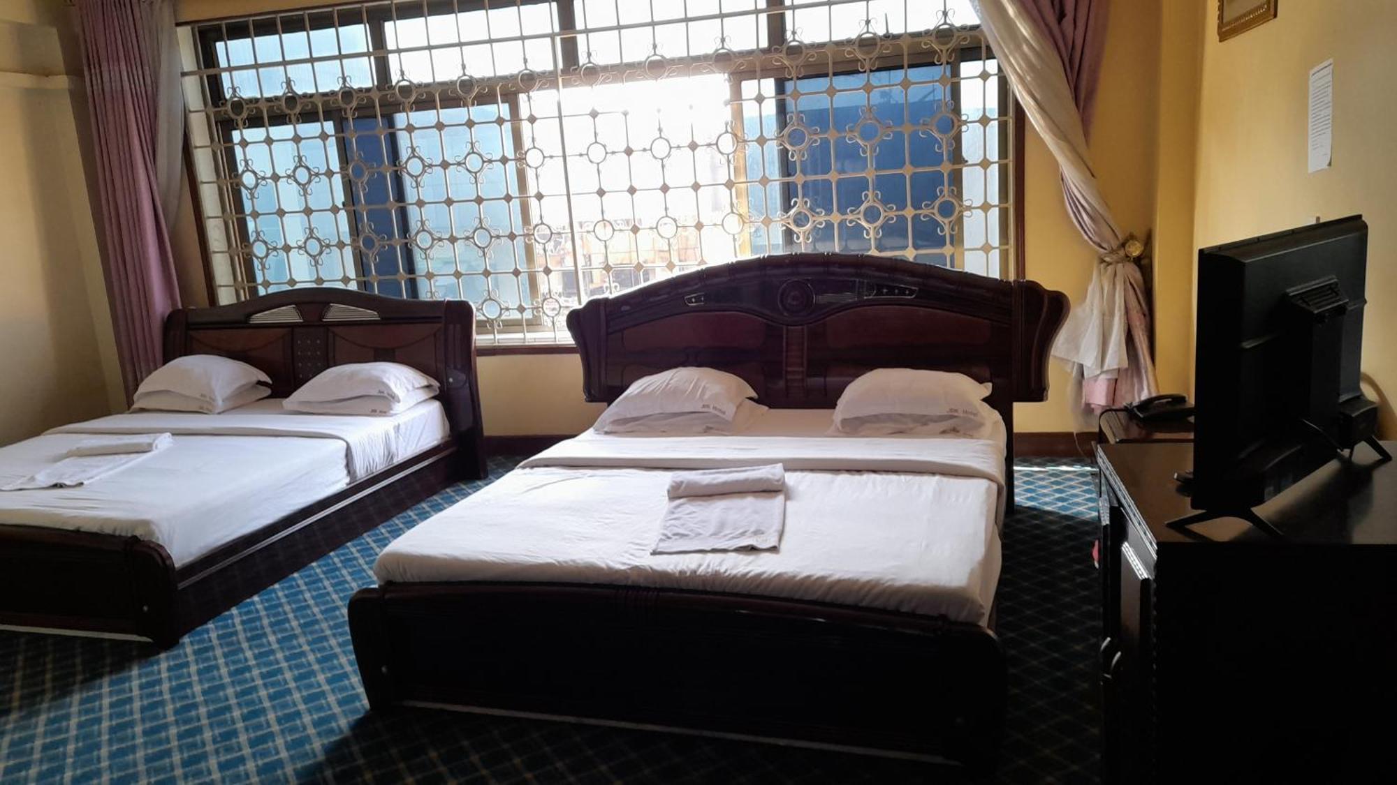 New Jbk Hotel Kampala Exterior foto