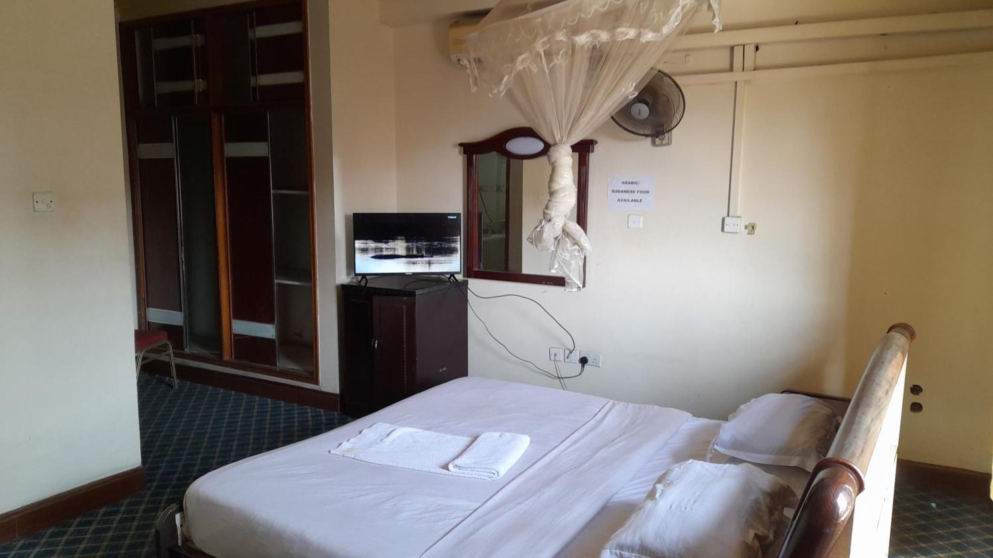 New Jbk Hotel Kampala Exterior foto